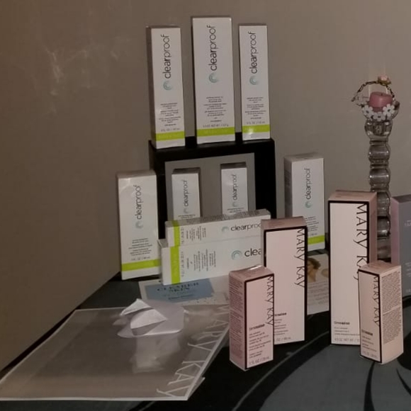 Mary Kay Clear Proof Skincare - Picture 1 of 1
